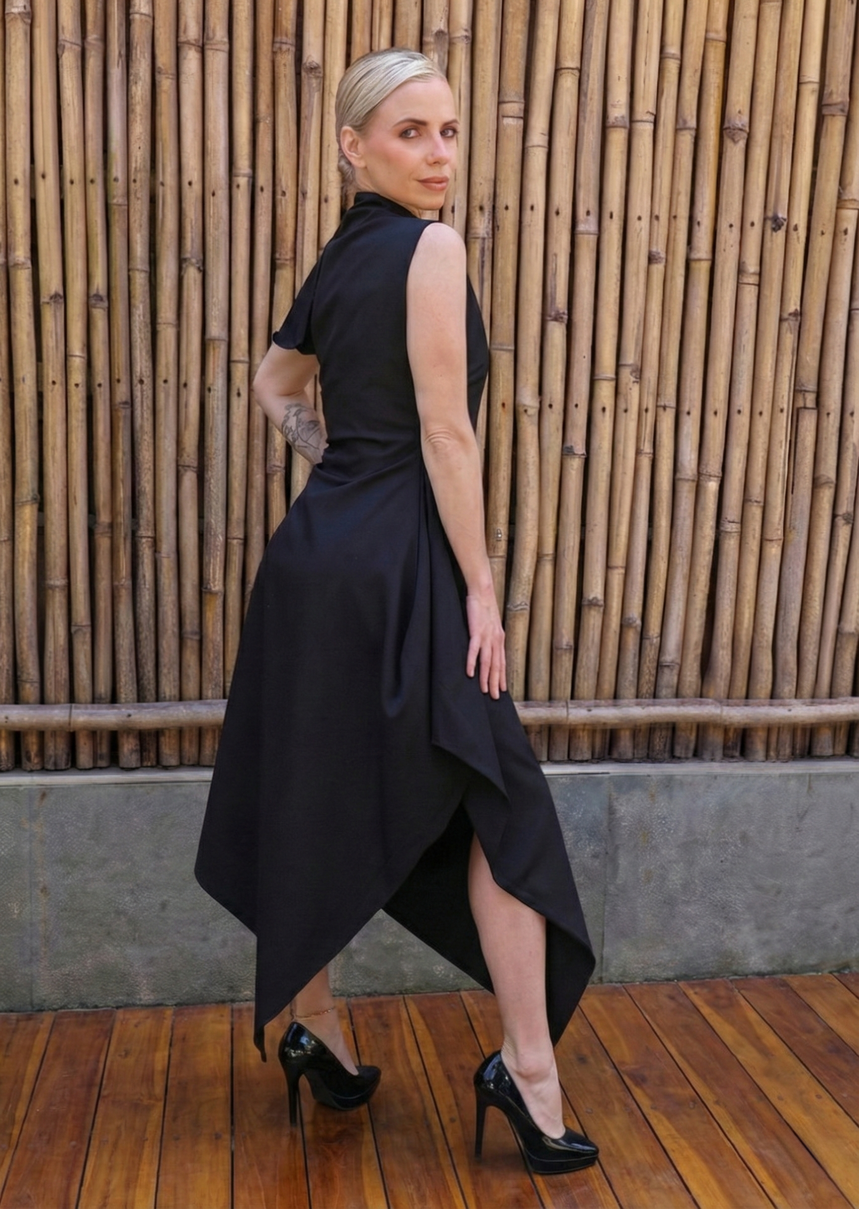 The Ashva Motion Dress - Black