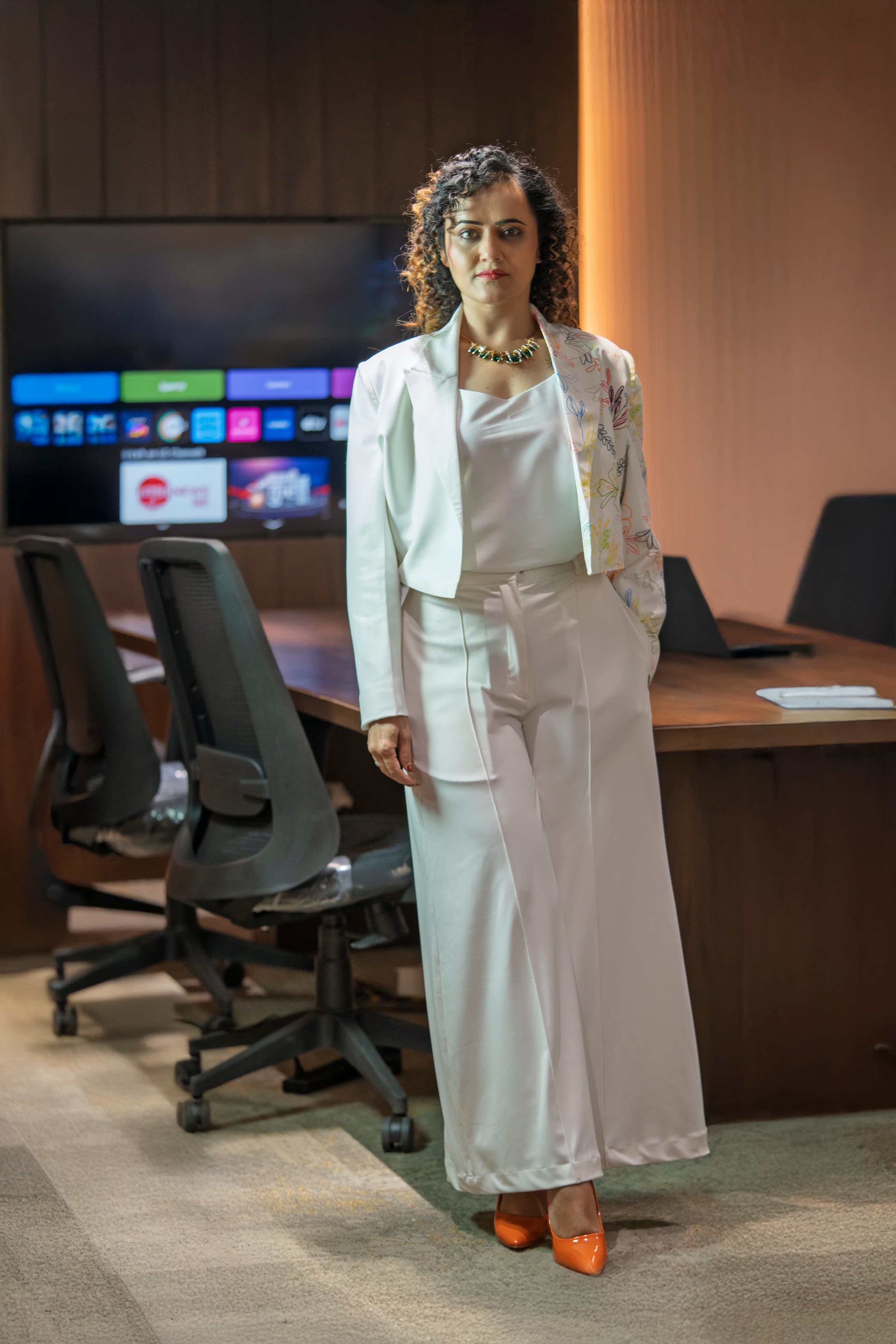 Jacket Set - Ivory Pants, Printed Jacket & White Top