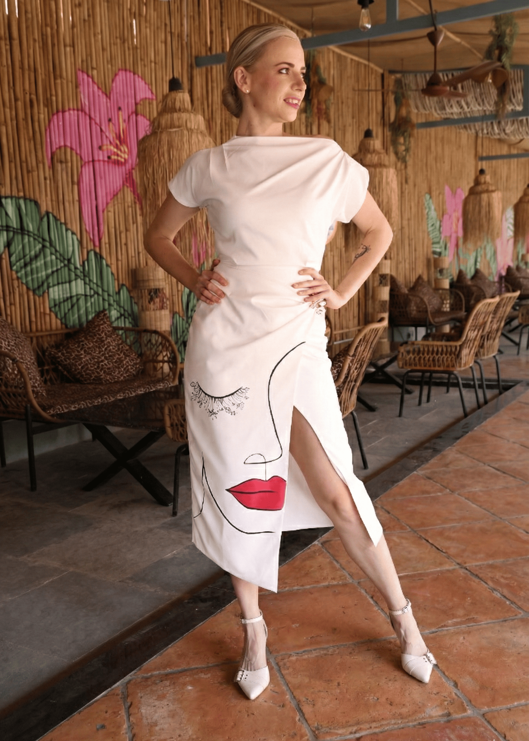 Lady Outline Dress – Luxeraa