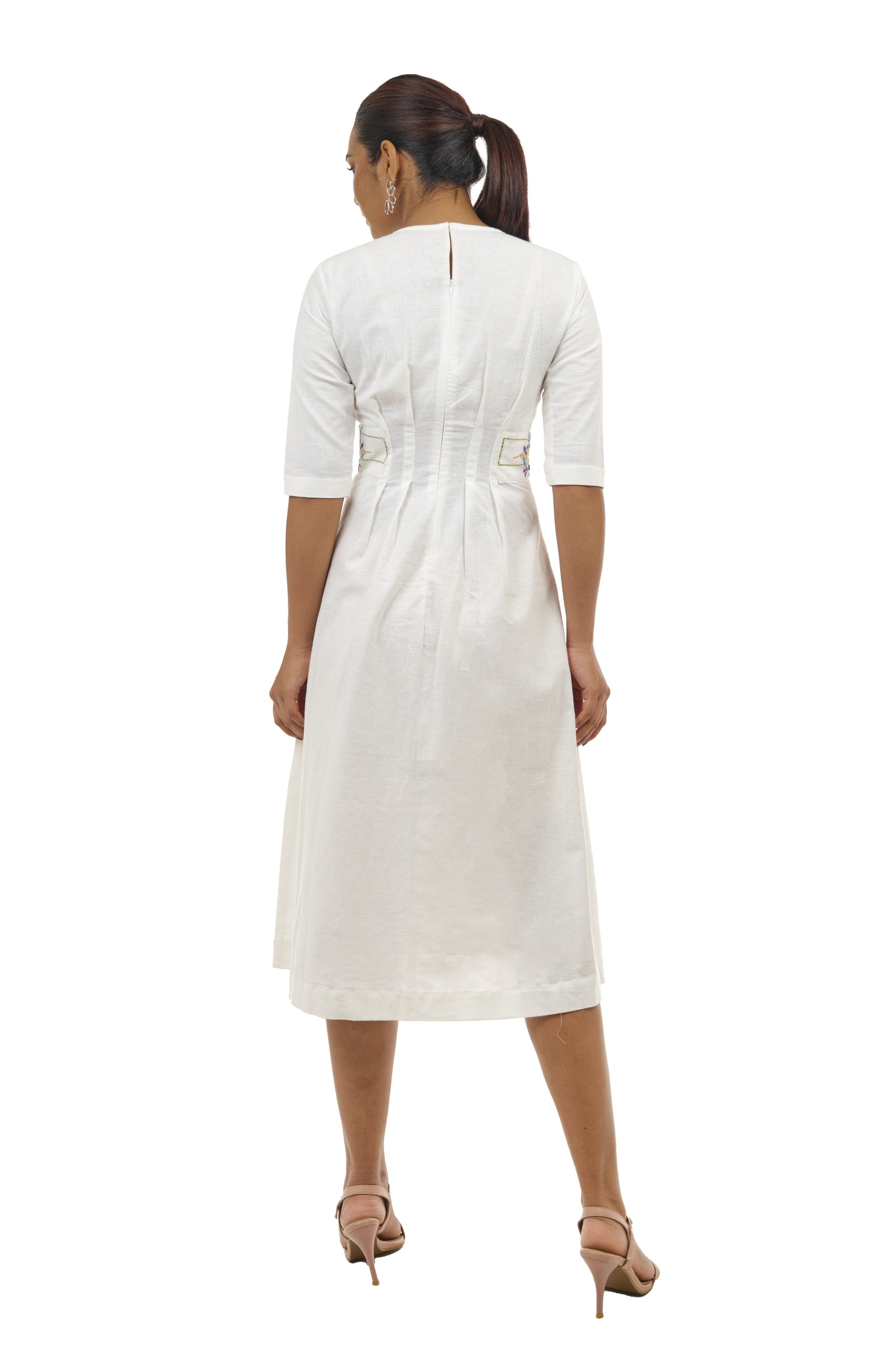 elegant midi dresses with sleeves